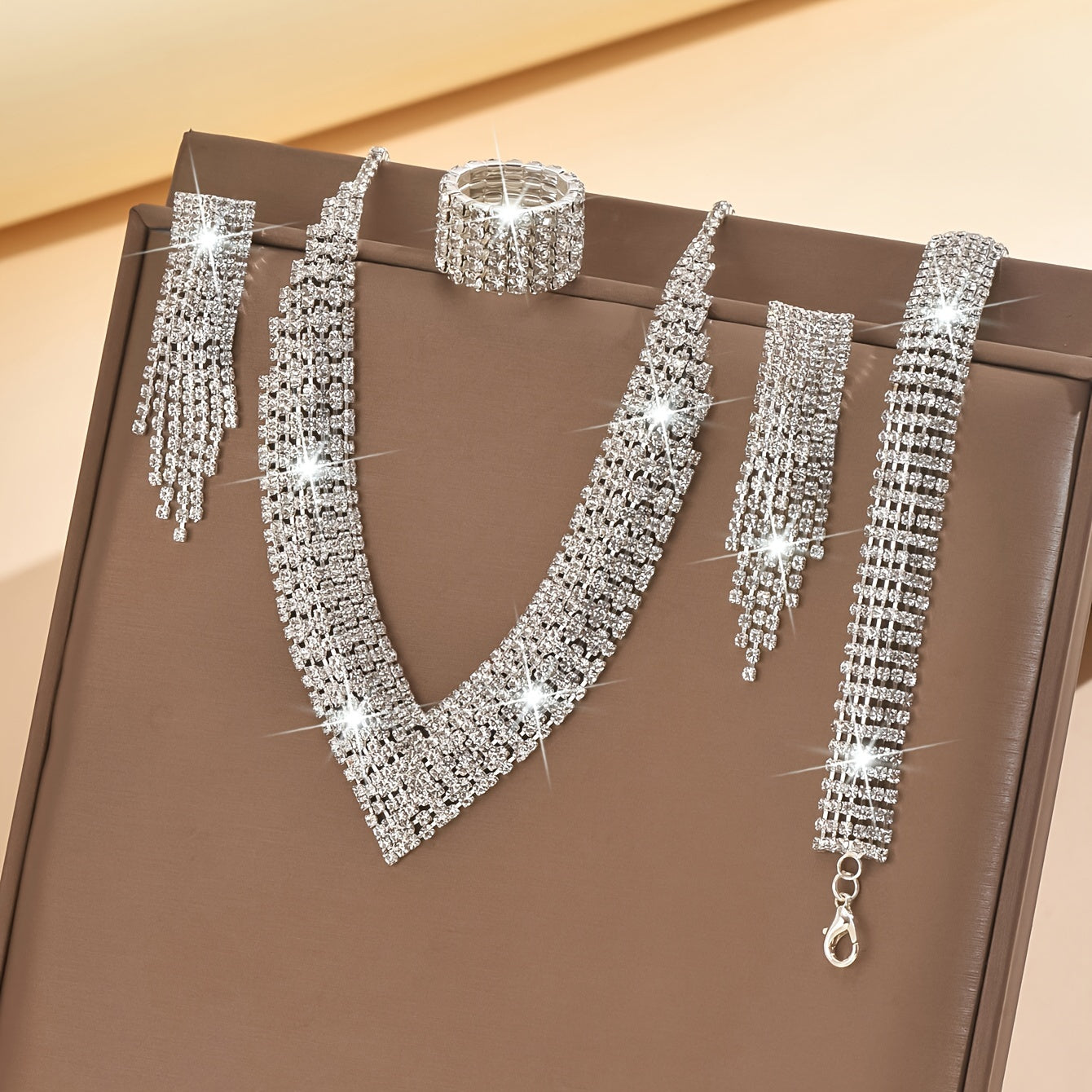 Silver Plating Diamond-Encrusted Jewelry Set with Synthetic Gemstones